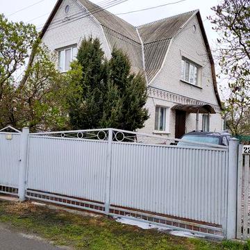 Продам будинок 177 кв. м. На Таращанському масиві