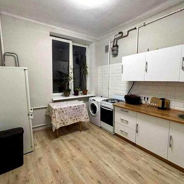 Оренда 2кімн. Соломянський рн, Соломянка, пр.Повітряних Сил 20/1, Метро