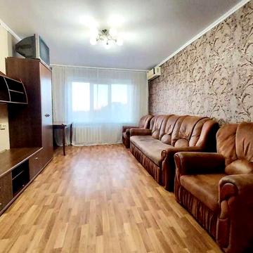 Продаж 2 к кв жм Тополя 1, буд 15, Безнал.