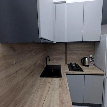 Оренда 1 кім недалеко від центру. Перша здача, новий ремонт. Від власника