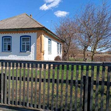 Будинок теплий цегляний