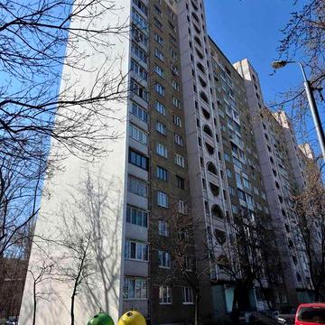 Продаж 3к квартири по Харківському шосе у Дарницькому районі