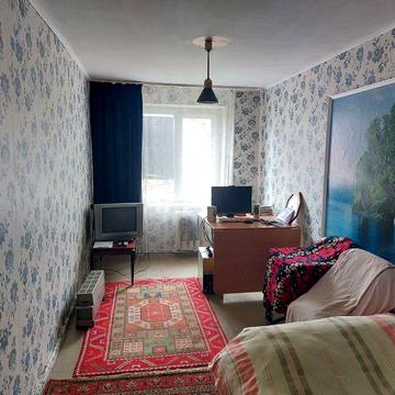 продаж 2 кімнатної квартири на 3 поверсі в р-ні дендропарку, обл.лікарні