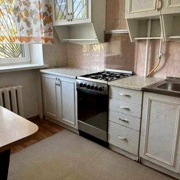 Сдаю 2 комнатную квартиру ул. Театральна р-н ЮТЗ