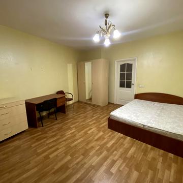 Олени Пчілки вул., 5