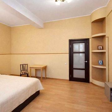 Простора 2к студія  63м2 вул. Гашека 18 Чернігівська, Дарниця