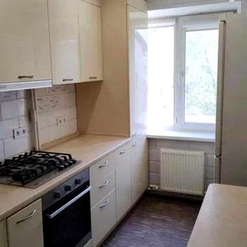 Продам 3х квартиру, центр, ремонт, газ.автон.отопление!