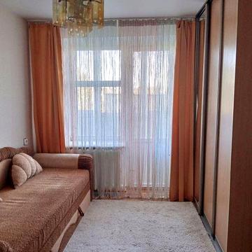 Трьох кімнатну квартиру