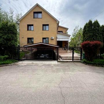 Оренда будинку в Ржищеві = будинок в оренду довгостроково з генератором