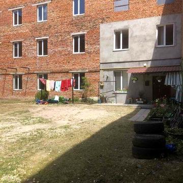 Продаж 2к квартири в с.Зіньків!
