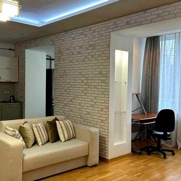 Оренда 1-к квартири в центрі, вул. Івана Франка, район ЖК Яровиця!