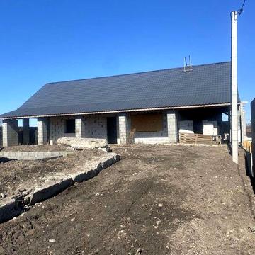 Два Будинки комплектом  з підвальними приміщеннями 80квт з басейном