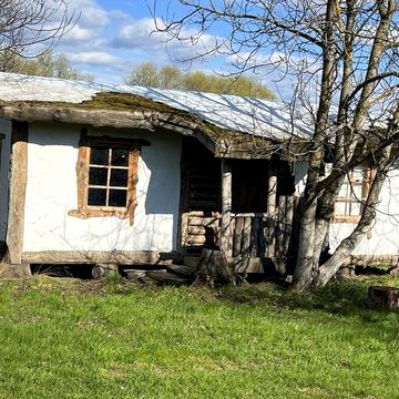 Будинок біля Сорочинського Ярмарку.