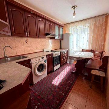 Здам 3-кімнатну квартиру в довготривалу оренду