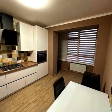 Стильна 2-кімнатна квартира з ремонтом у ЖК «Срібні Озера»!