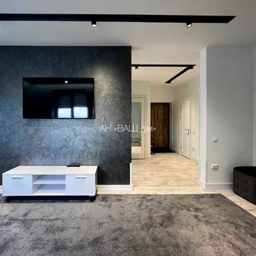 2-кім. вул. Залізнична, 3 заселена новобудова у ЦЕНТРІ