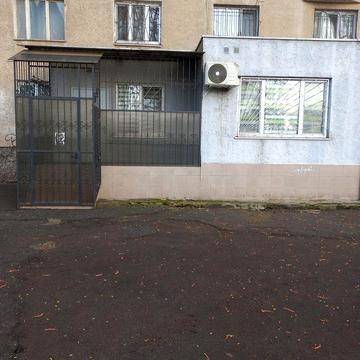 Оренда квартир  помісячно