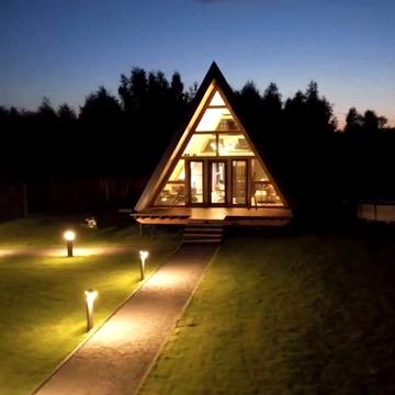 Домик для аренды, берег озера.