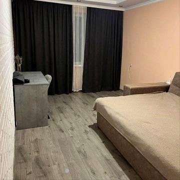 Половки кімнати окремі вільна гарний  стан