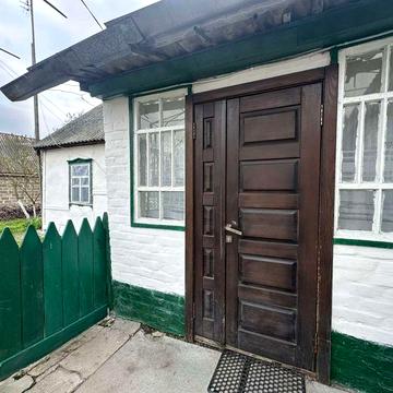 Продається  чудовий будинок в селі Плесецьке.