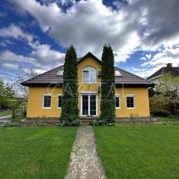 Продаж будинку З РЕМОНТОМ в селищі Демидів/Київська область/5 кімнат/186м2/12соток