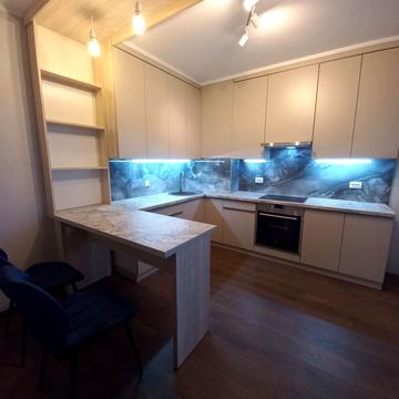 Коноплянська вул., 22-Б