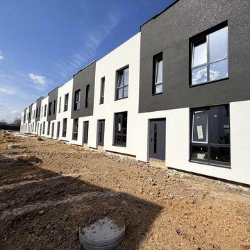 Таунхаус в Якушинцях в престижній локації без комісії!