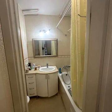 Оренда 2к квартири 52 м2 Євгена Коновальця 37 метро Печерська