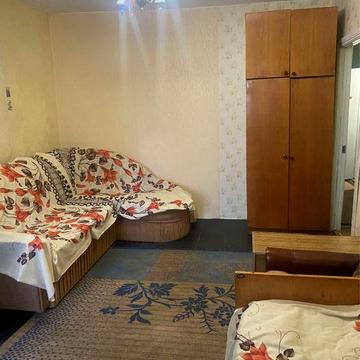 Здам 3 кімнатну квартиру на Жовтневій