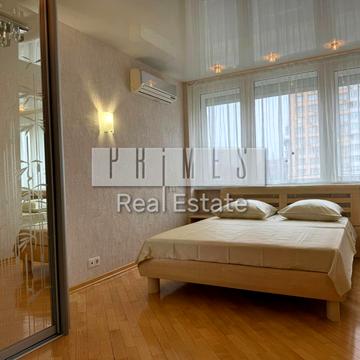 Лесі Українки бульв., 28