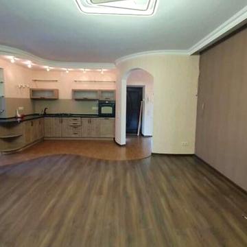 Миру просп., 84/2а