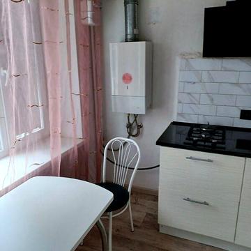 Довгострокова оренда 1к Квартира Володимира Мономаха вулиця