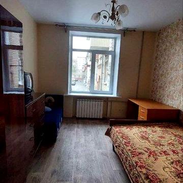 Продам 2-кімнатну квартиру 50 м², проспект Індустріальний Od5