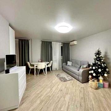 Продам 2х комн кв 2/5  Харьков ХТЗ ул Бекетова