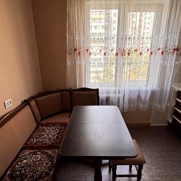 Довгострокова оренда однокімнатної квартири р-н Митниці.