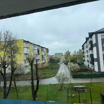 3-кімнатна квартира на другому поверсі