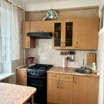 Оренда 2х кімнатної квартири у Комунарському р-ні (Комарова 3)