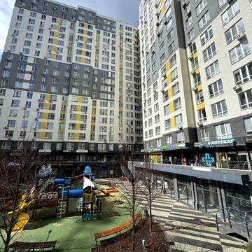 ЖК Грін Сайд • 3К з видом на ліс • Роздільне планування • Держпрограми, сертифікат • 10 хв до Києва • Без комісії