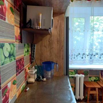 Продам 2 кімнатну квартиру на вул. ТроІцька