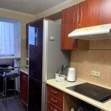 У продажу однокімнатна квартира по вулиці Москалівська