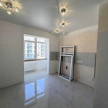 Двокімнатна квартира з ремонтом на Таїрова