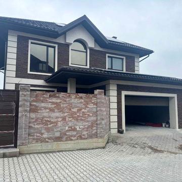 Продам новозбудований будинок с.Коровія