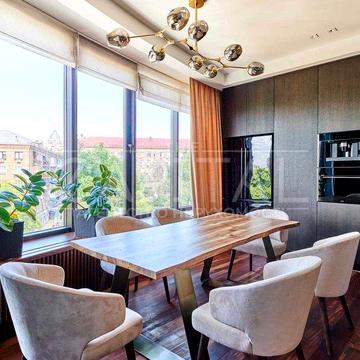 Продаж 2-кімнатної ДИЗАЙНЕРСЬКОЇ квартири в ЖК ПРЕМІУМ КЛАСУ Skyline / вул. Коновальця Євгена / ПЕЧЕРСЬК