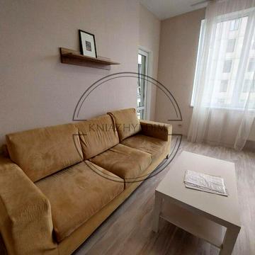 Нагірна вул., 16