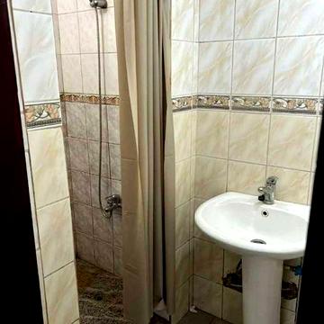 Здам 1-к квартиру Закарпаття Берегове. Центр вул. Франка.