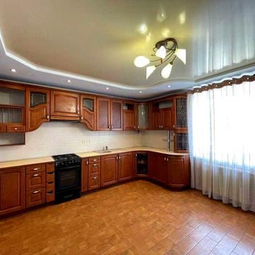 дворівнева 4 кім квартира ( вул. Кисилевської, Майзлі )