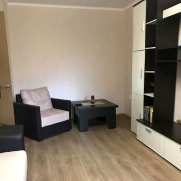 Каденюка вул. (Танкопія), 11