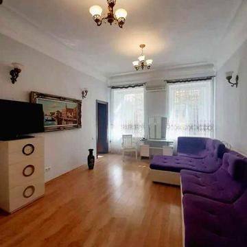 2-кімн. центр | авторський ремонт | 83 м² | біля Оперного театру