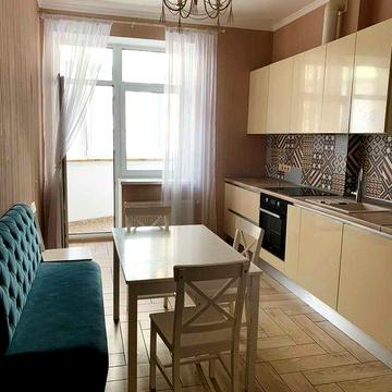 Сдам 3х ком квартиру Говорова 8. мебель техника. 105м.кв.