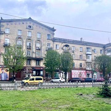 2-х комн. АО Газ Сталинка пр. Свободы Центр Мебель + Техника